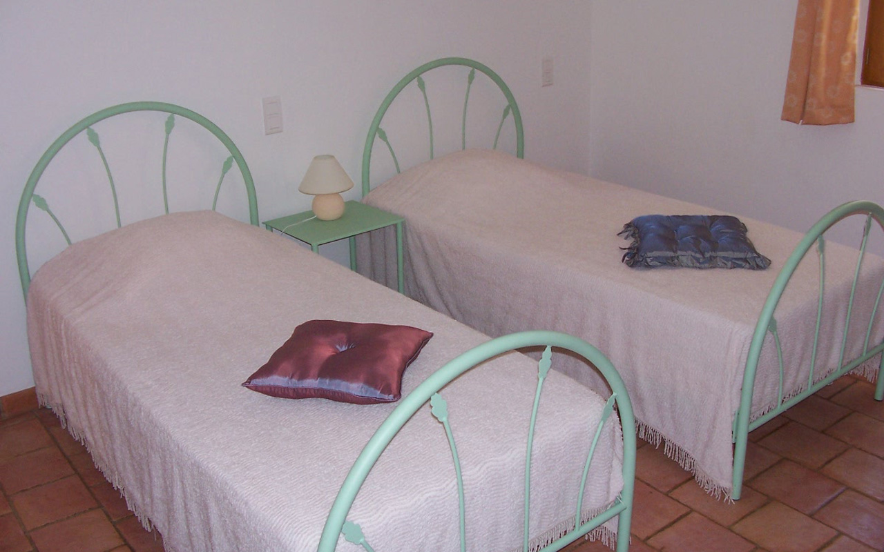 CHAMBRE A DEUX LITS