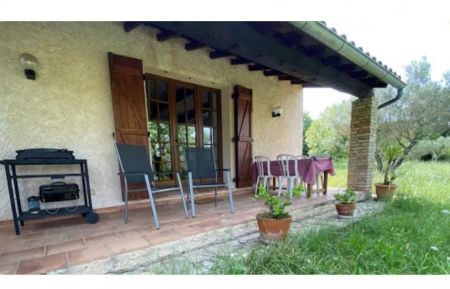 G&icirc;te n&deg;G3178 Correns - Var - photoEte