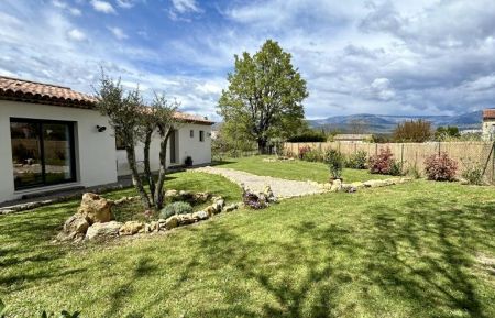 G&icirc;te n&deg;G3151 Montauroux - Var - photo