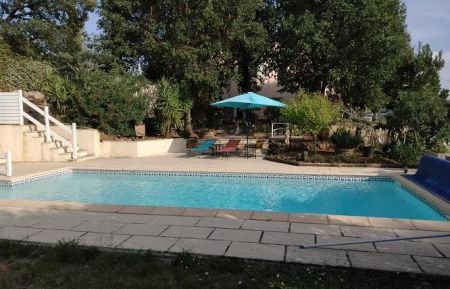 G&icirc;te n&deg;G3144 Les Adrets-de-l'Est&eacute;rel - Var - photo