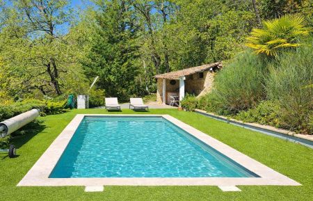 G&icirc;te n&deg;G3295 Montferrat - Var - photo